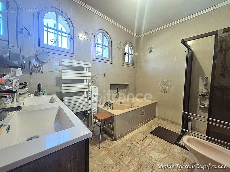 Maison à PUISSERGUIER