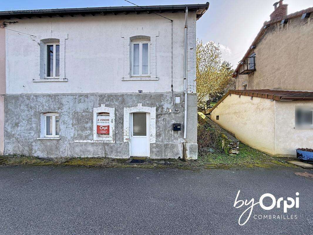 Maison à SAINT-ELOY-LES-MINES