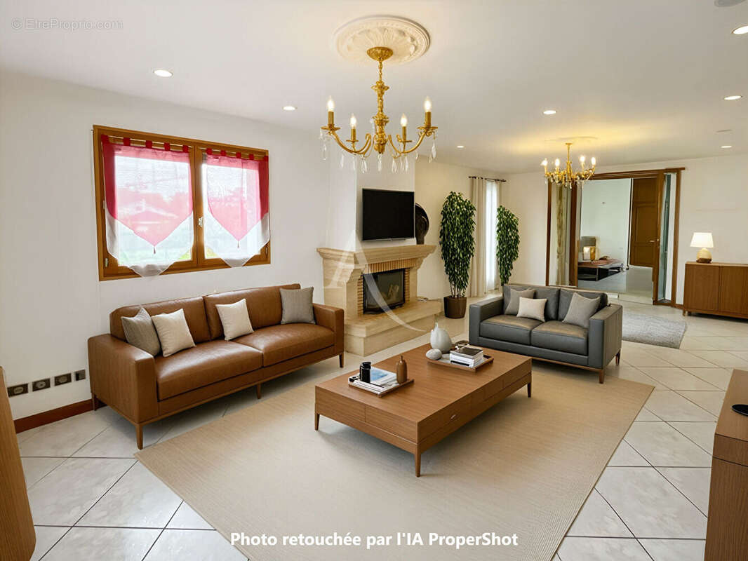 Maison à BRIE-COMTE-ROBERT