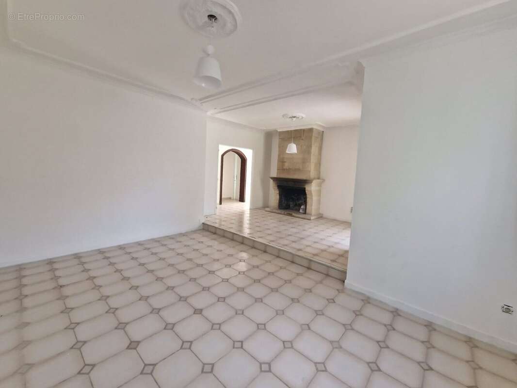 Maison à COLOMBIERS