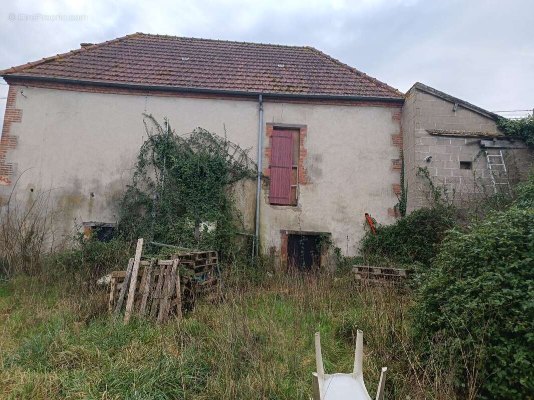 Maison à SAINT-DESIRE