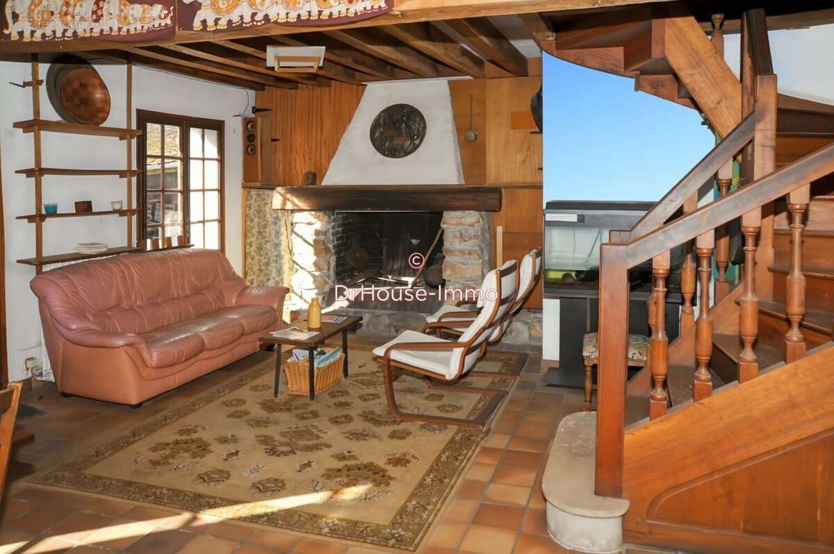 Maison à BUSSY-SAINT-GEORGES