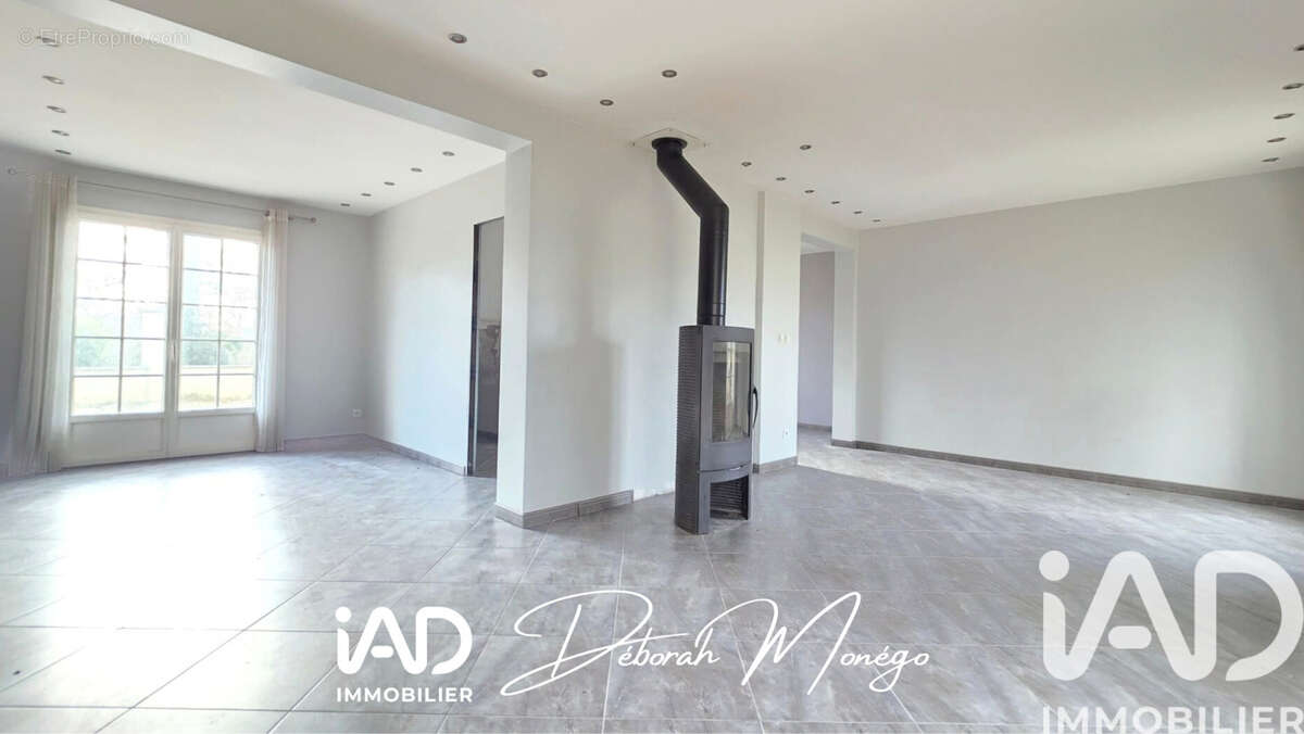 Maison 170 m² à Guernes  - photo 2