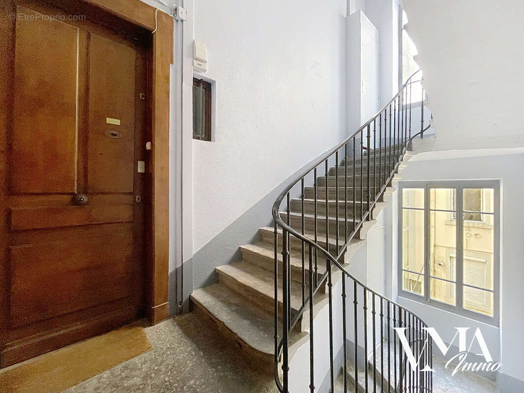 Appartement t2 de 42,60 m2 - rue raulin - photo 7