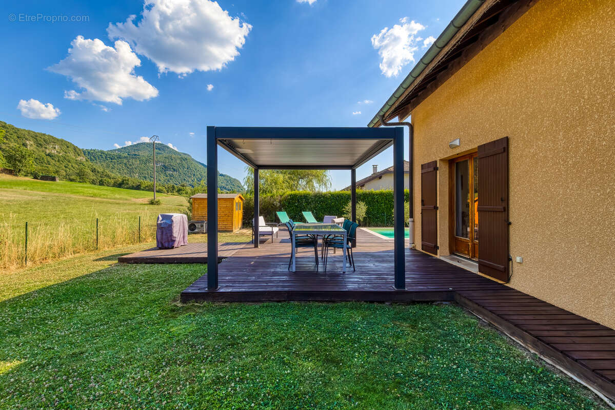 Maison à SAINT-PIERRE-DE-CURTILLE