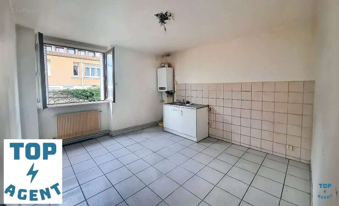 Appartement à SAINT-ETIENNE