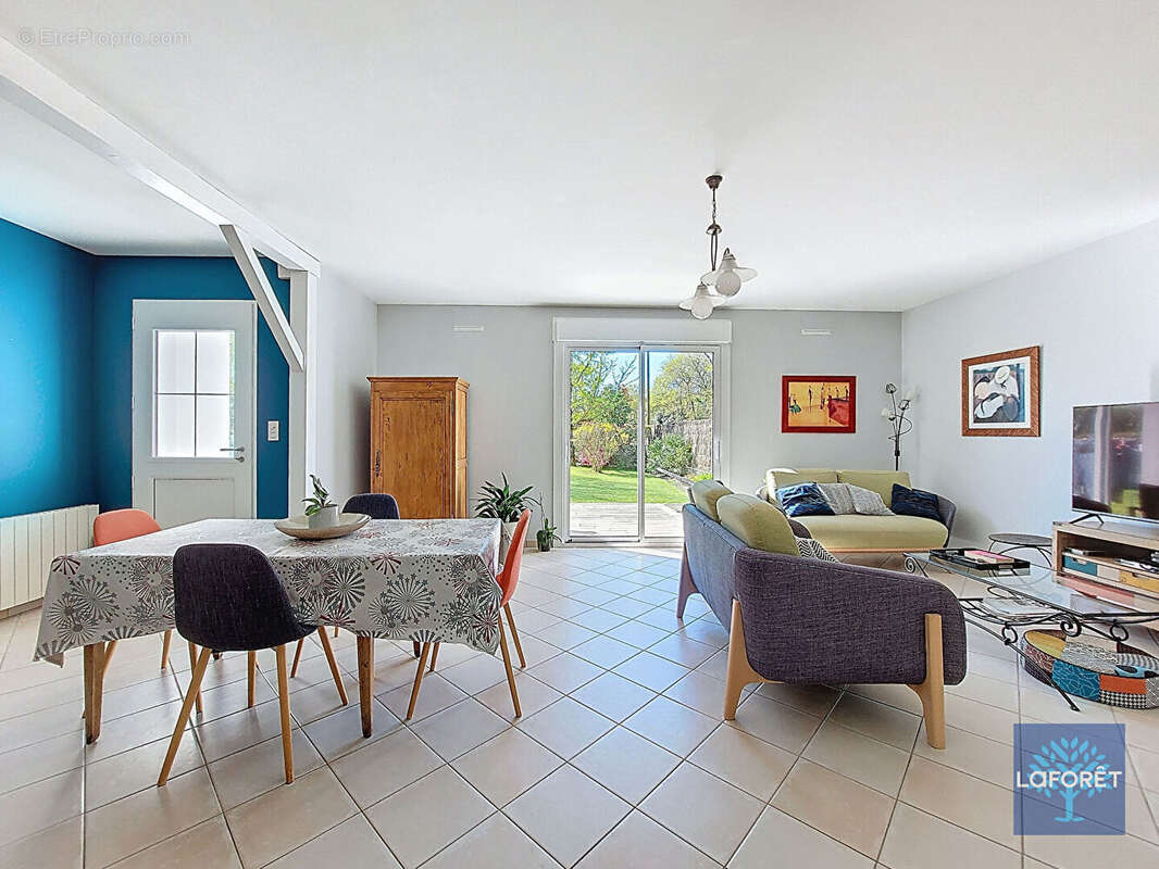 Maison à NOTRE-DAME-DE-RIEZ