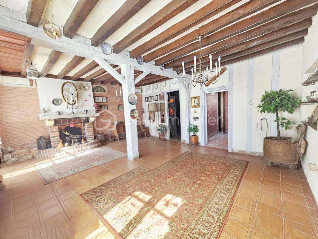 Maison à SAINT-GONDON