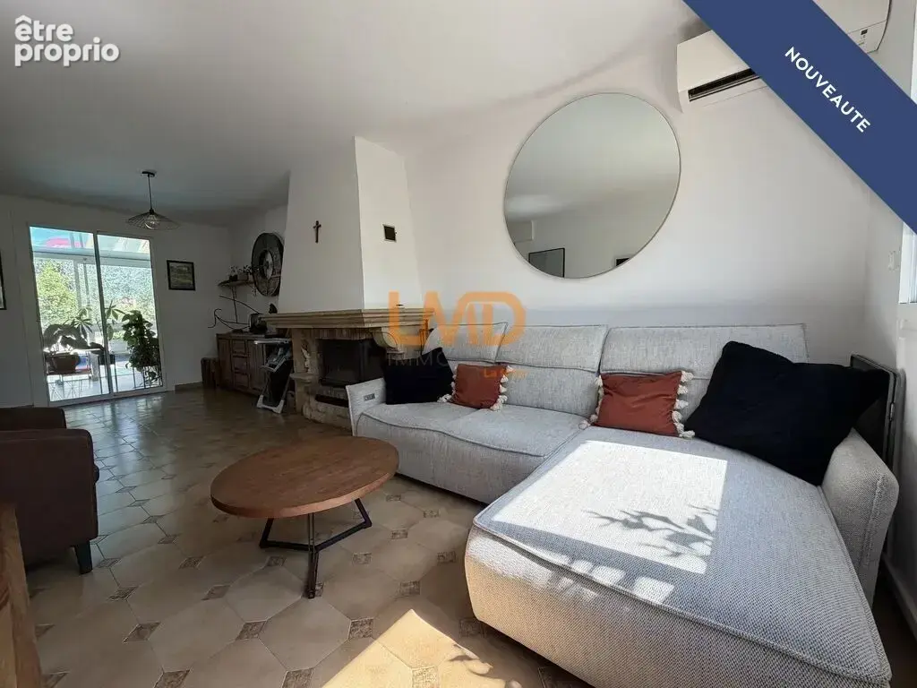 Villa T5 92 m2 avec piscine à Baho - photo 5