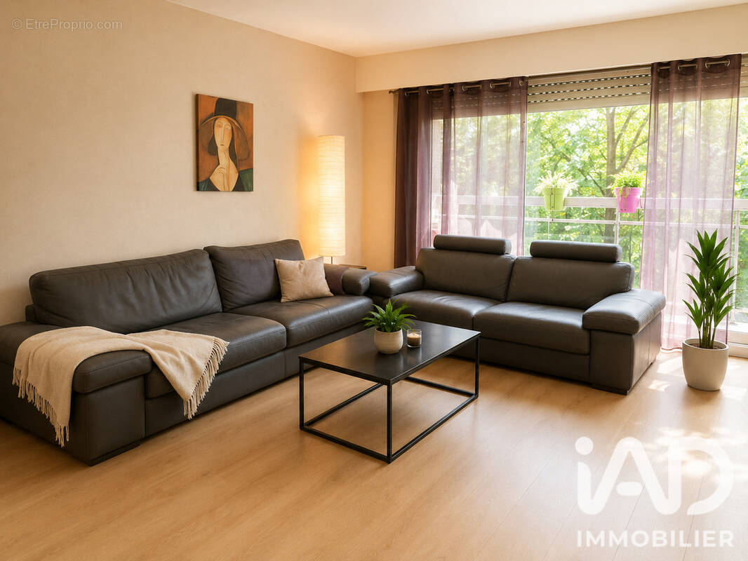 Photo 1 - Appartement à CHEVILLY-LARUE