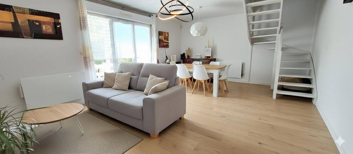 Maison à SAINT-JEAN