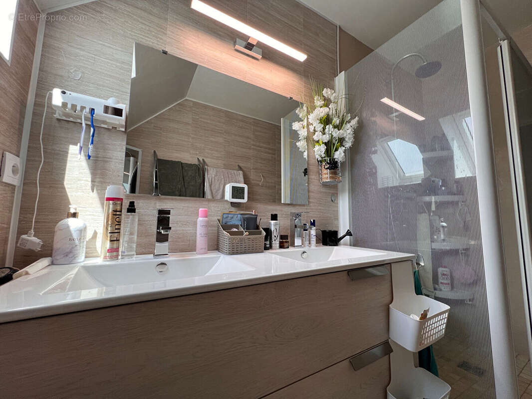 Maison 3 chambres, 1 bureau, garage, jardin - photo 10