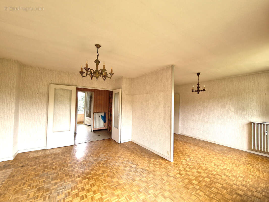 Appartement à BRIGNAIS