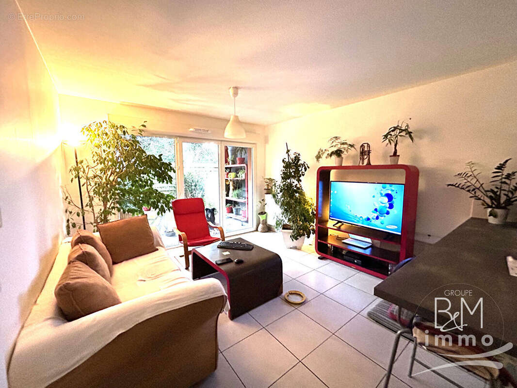 Appartement à TOSSE