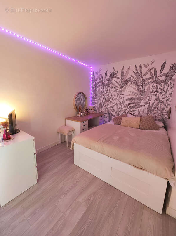 Appartement à BOUSSY-SAINT-ANTOINE