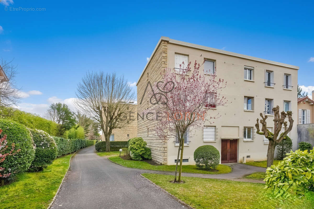 Appartement à CROISSY-SUR-SEINE