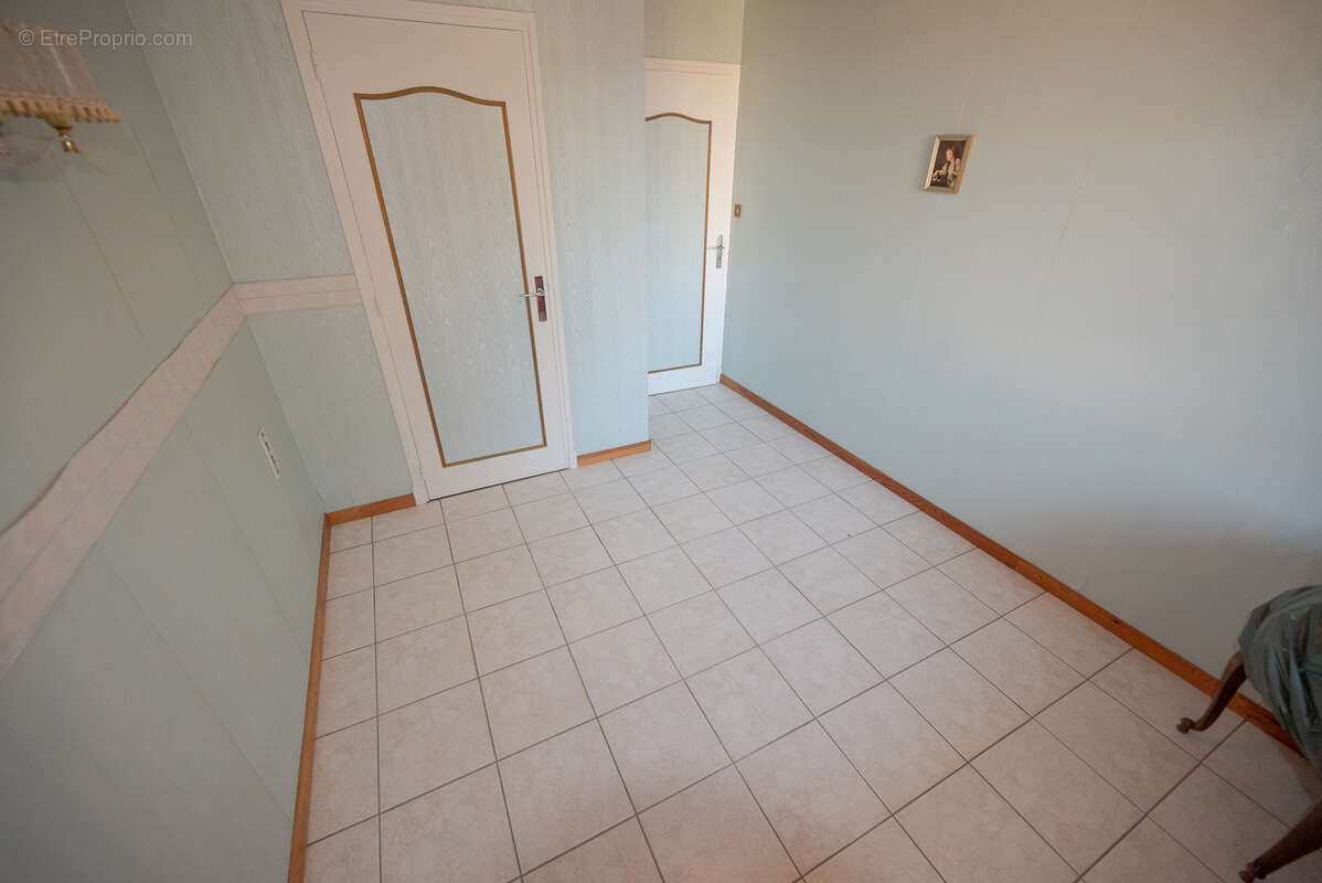 MaisonT5  avec 2 garages sur terrains clos - photo 18