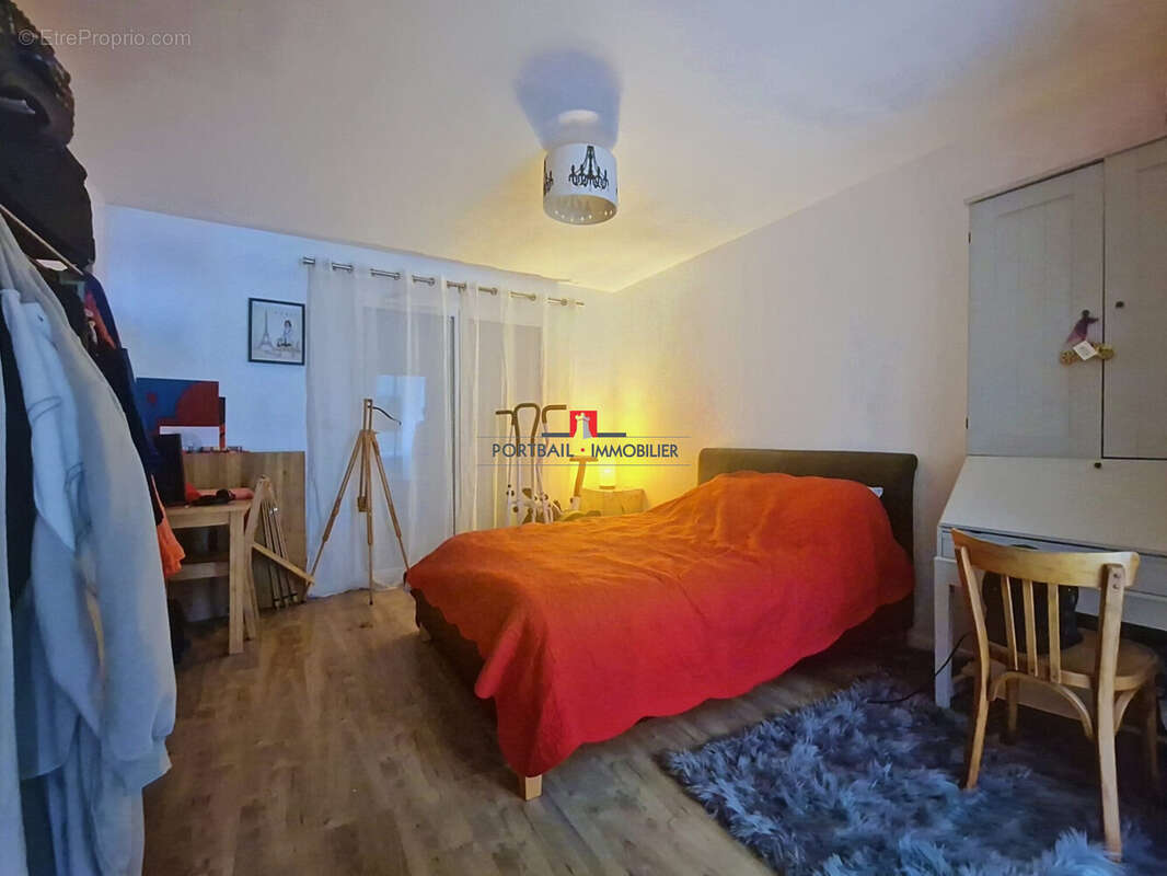 Maison 143 m² à Saint-Andre-De-Cubzac  - photo 6