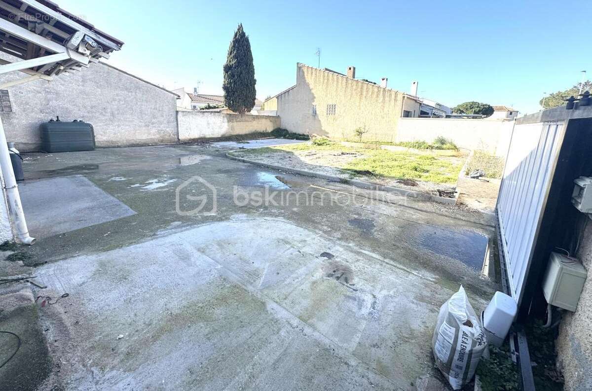 Maison à LIGNAN-SUR-ORB