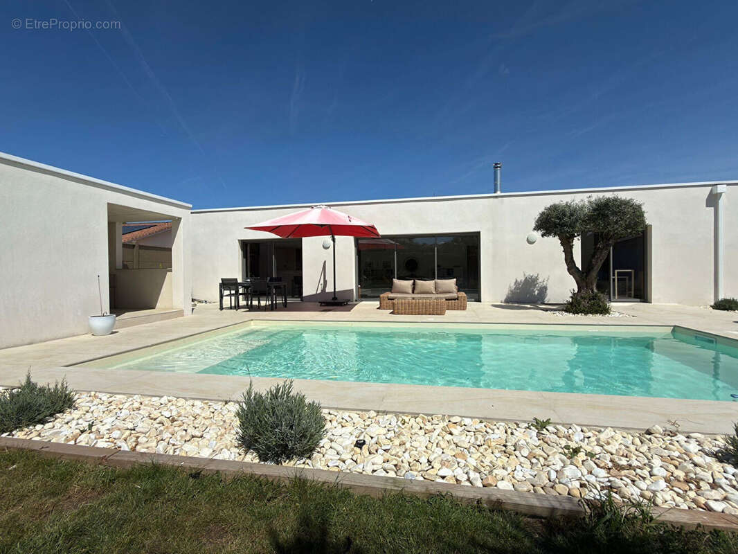 Bruges Maison de plain-pied 225 m² - photo 4