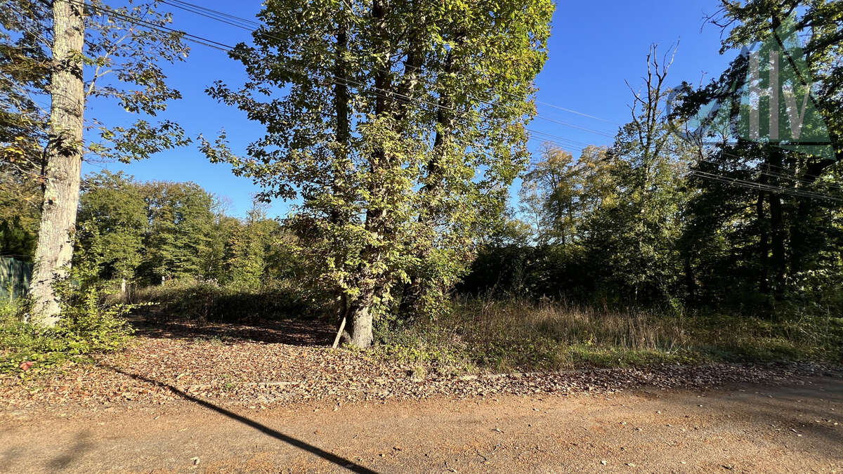 Terrain à CHEROY