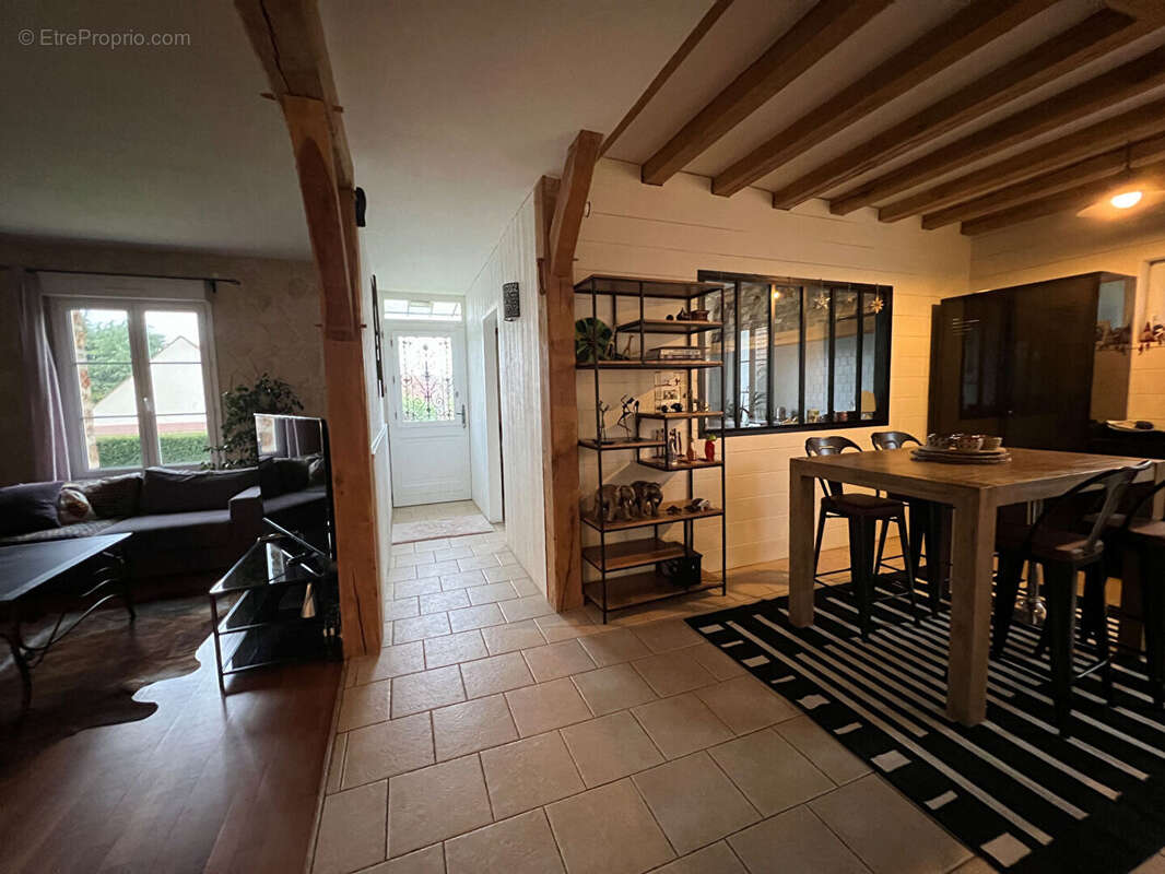 Maison à GARANCIERES