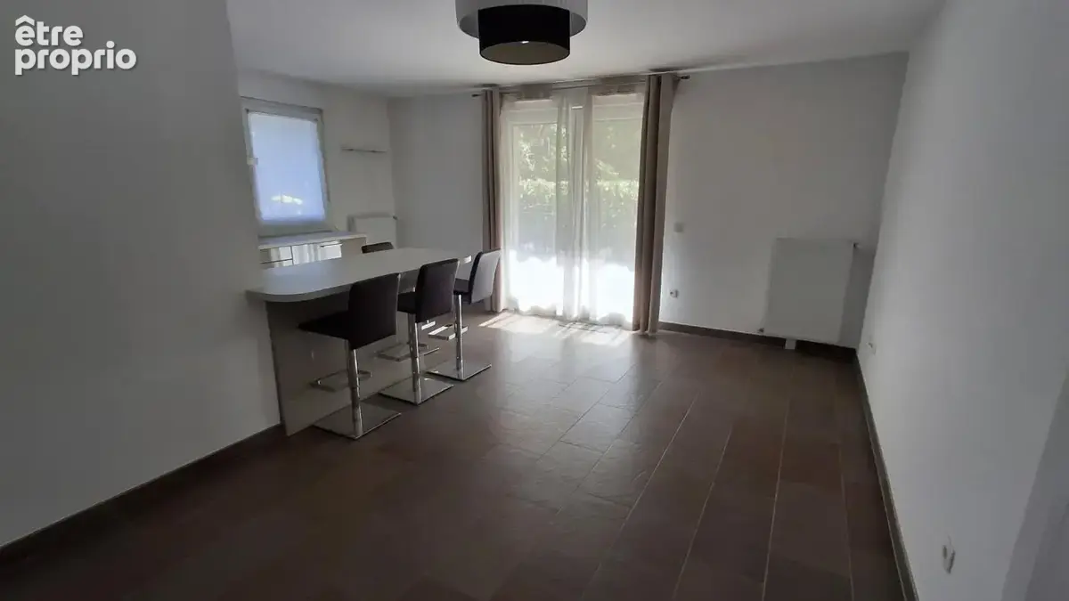Appartement À Vendre - photo 3