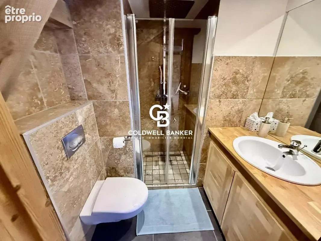 Appartement duplex 131 m2 à vendre à Megève centre village - photo 17