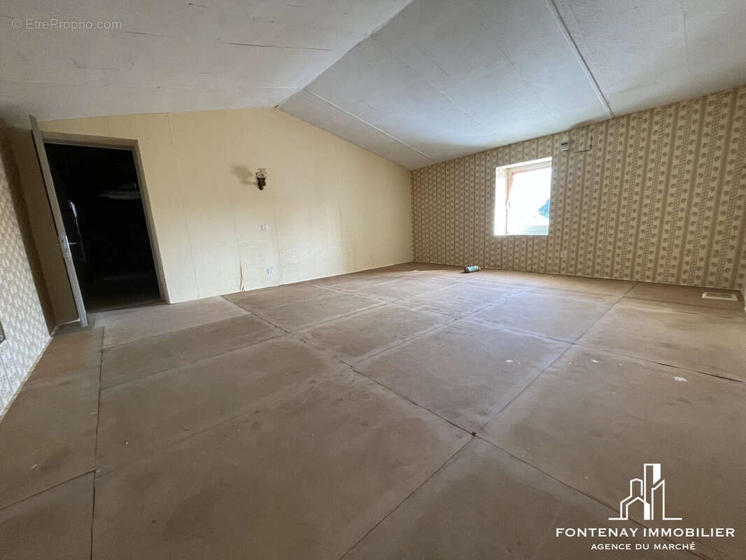 Maison à FONTENAY-LE-COMTE