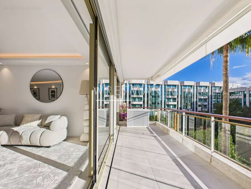 Appartement à CANNES