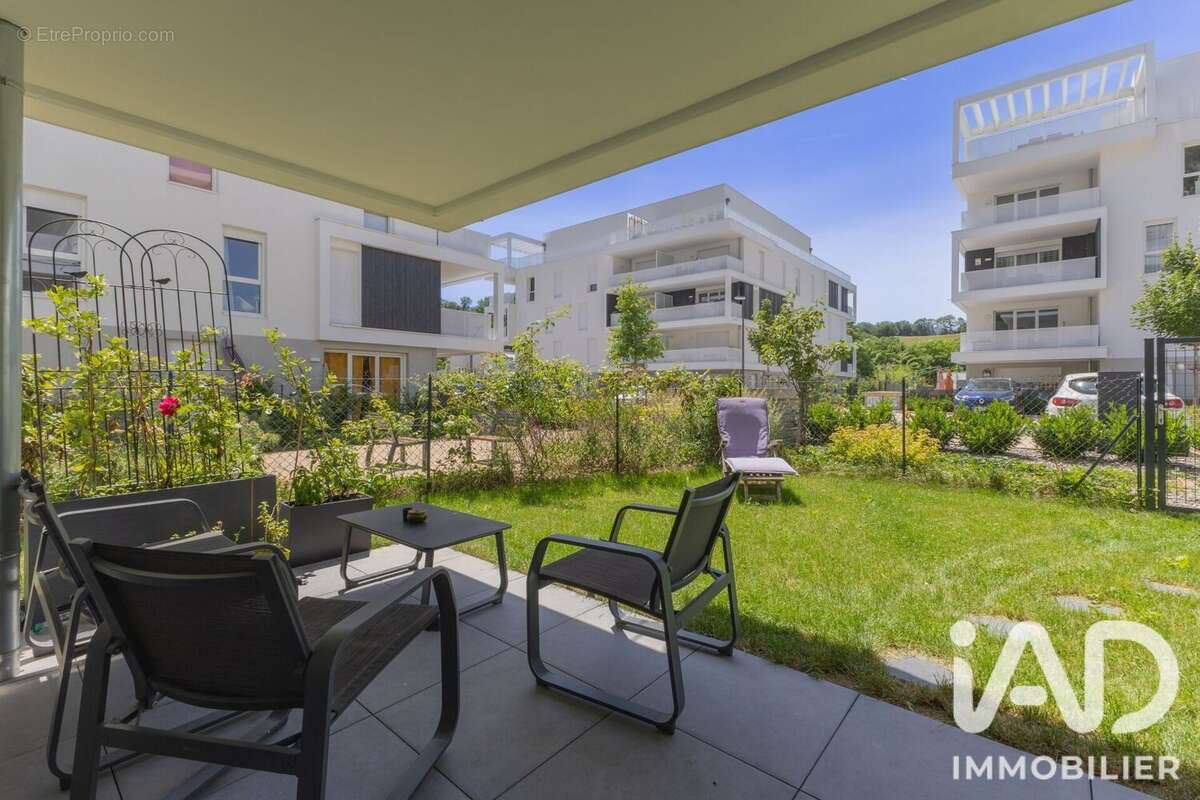 Appartement 85 m² à Challes-Les-Eaux  - photo 8