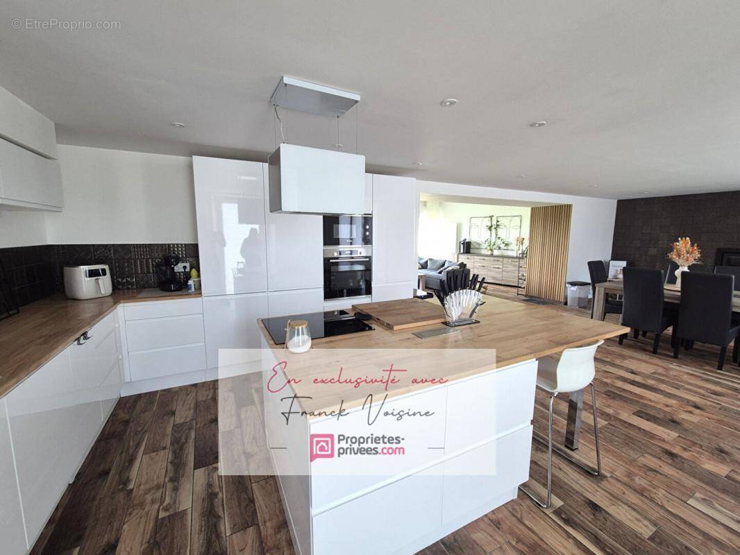 Maison à SAINT-PROUANT