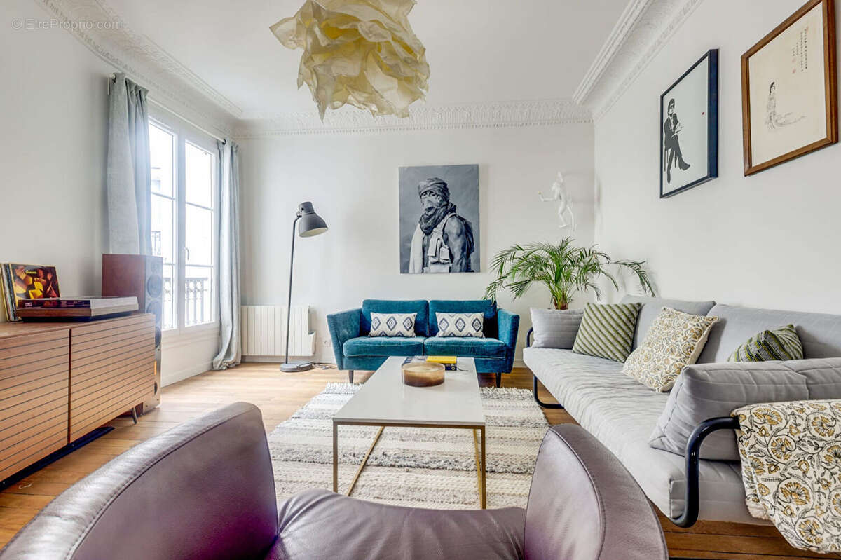 Appartement à PARIS-18E