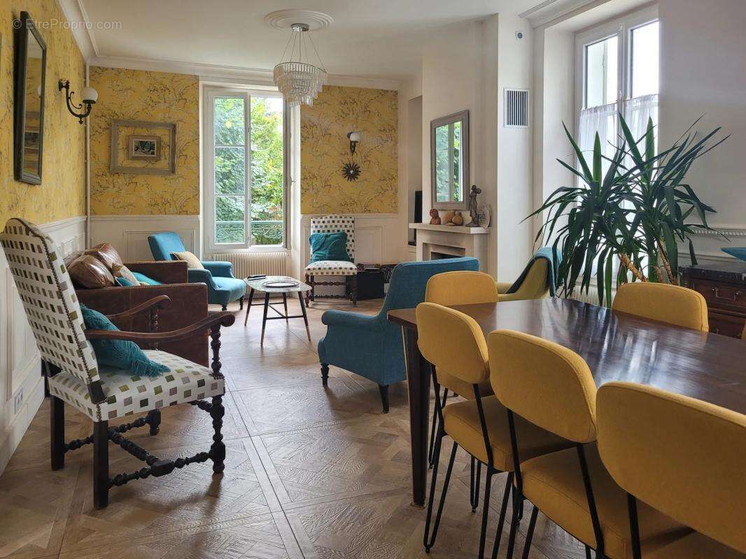 Maison à SOUPPES-SUR-LOING