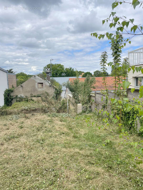 Terrain à NANTES