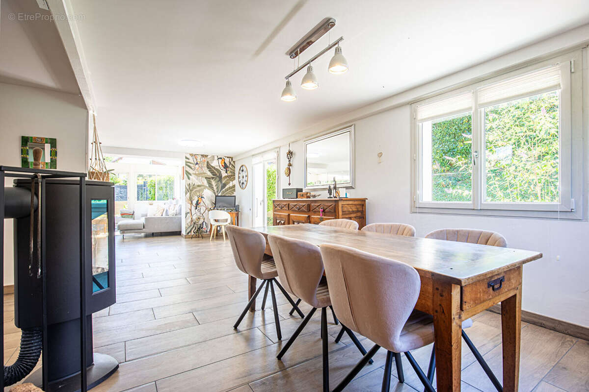 Agence immobiliere laforet - exclusivite - "lavande" - maison individuelle de 126,70m² - sous-sol complet 48,07m²  - dpe c - ter - photo 12