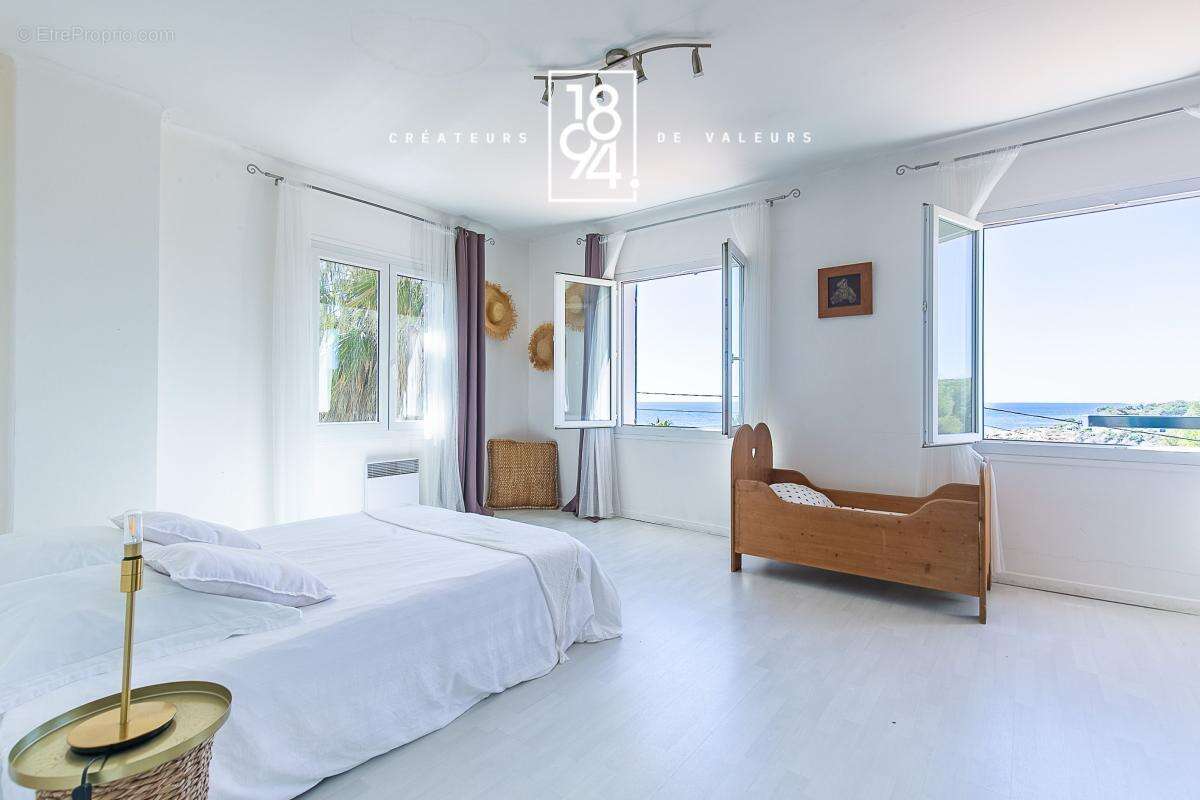 Maison à CARRY-LE-ROUET