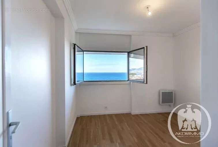 Appartement à CAP-D'AIL