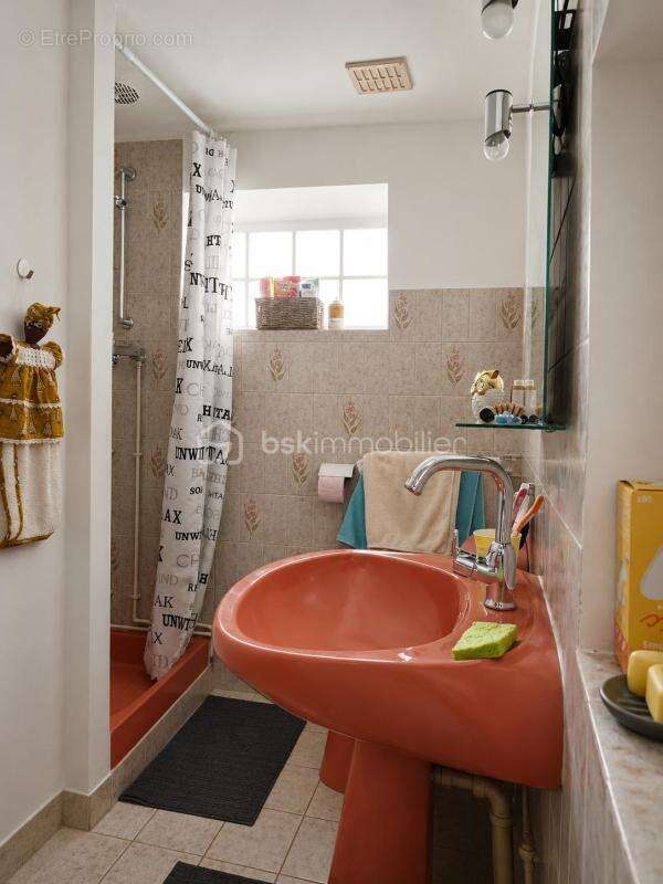Maison de ville 70 m² avec garage et cour privative - photo 4
