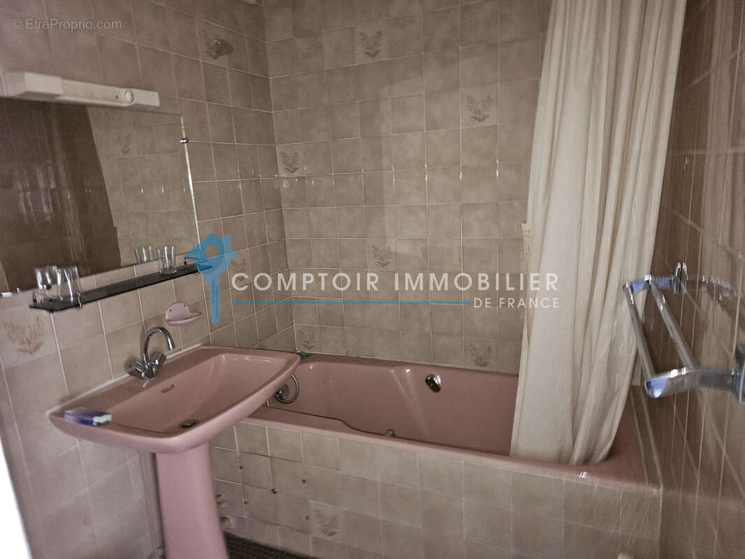 A vendre 31510 Barbazan- Ancien hôtel à rénover totalement de 729 m2 sur parcelle de 2520 m2 - photo 11