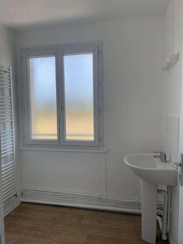 AMBENAY - T5 de 132 m² - photo 8