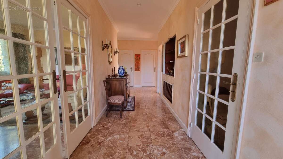 Maison à FONTAINES-SUR-SAONE