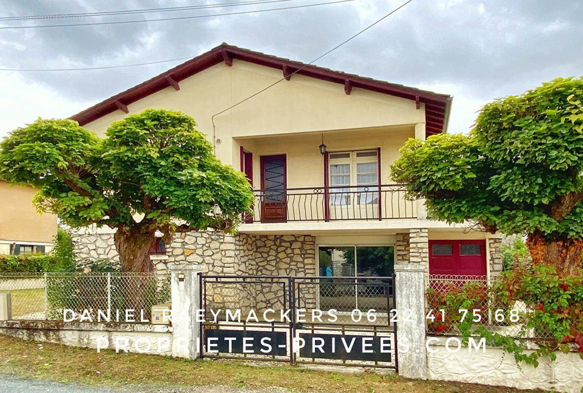 Maison à MONTPON-MENESTEROL