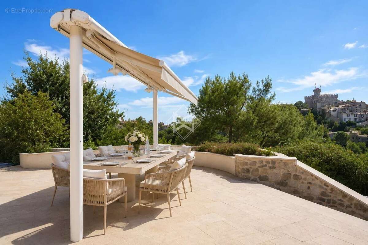 Maison à CAGNES-SUR-MER
