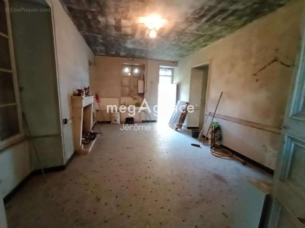 Maison à FONTENAY-LE-COMTE