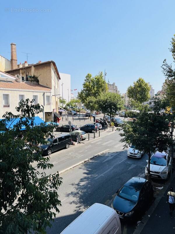 Appartement à MARSEILLE-3E