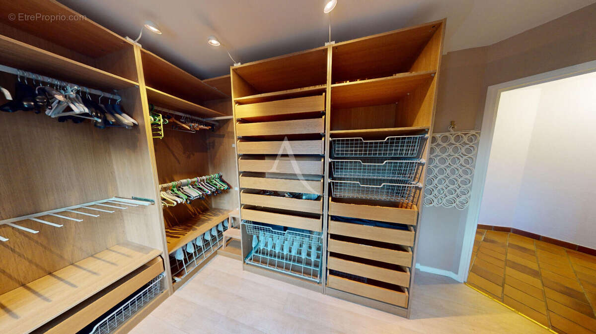 Maison à VOUNEUIL-SOUS-BIARD