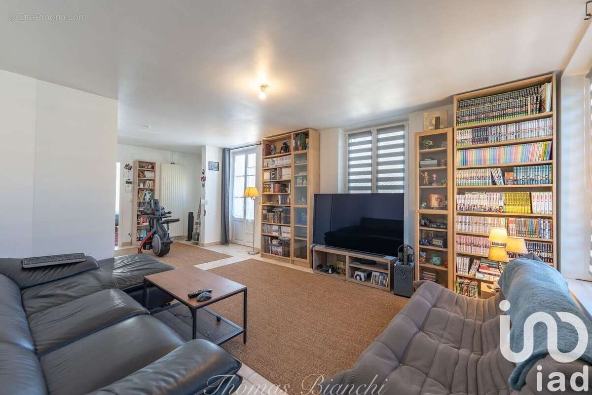 Photo 2 - Appartement à LONGEVILLE-LES-METZ