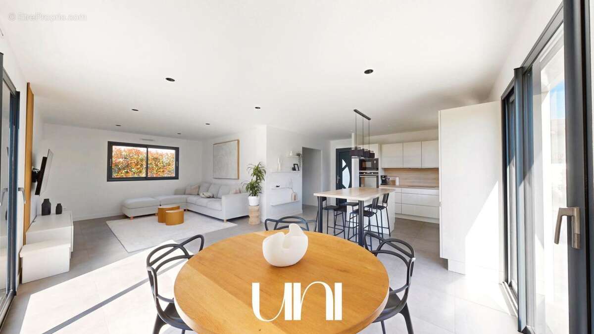 Maison à THURY-HARCOURT