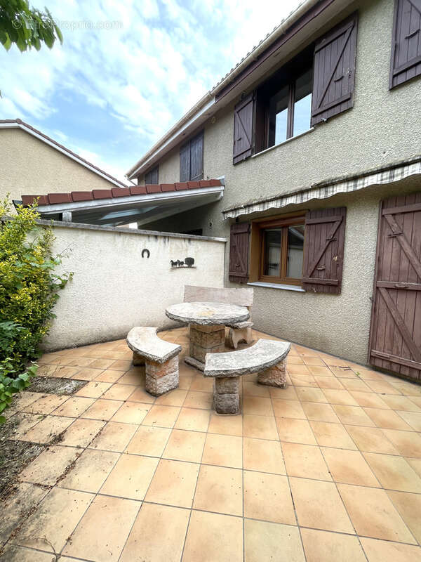 Maison à LE PONT-DE-CLAIX